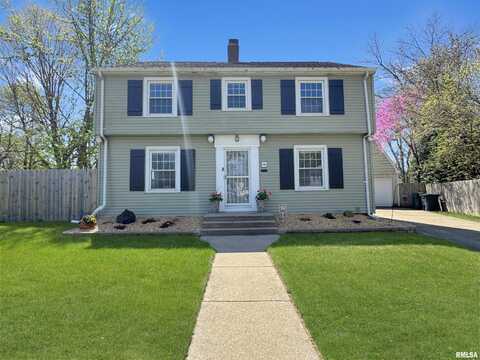 600 N IRIS Court, West Peoria, IL 61604