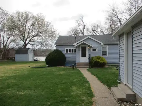 530 ISLAND Avenue, East Moline, IL 61244
