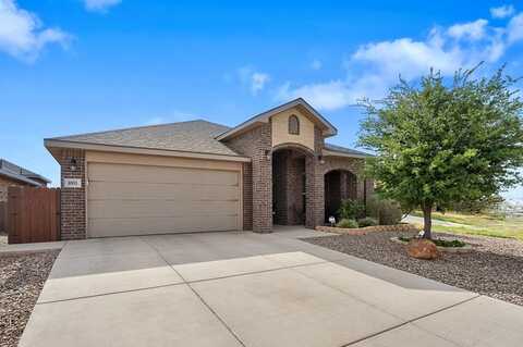 6911 Outlaw Ct, Midland, TX 79705