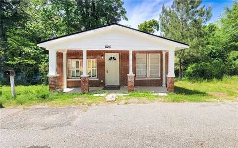 825 13th Court, Phenix City, AL 36867