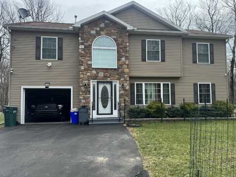 3051 Briarwood Drive, Tobyhanna, PA 18466