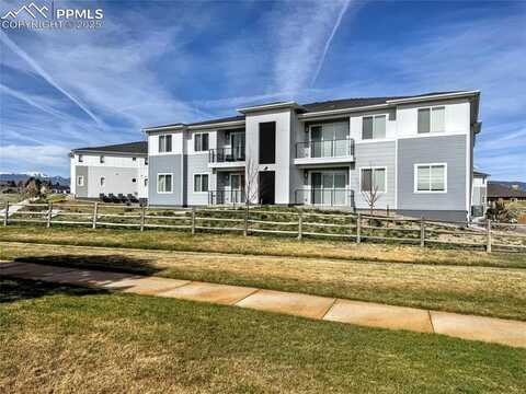 3865 Presidio Point, Colorado Springs, CO 80920