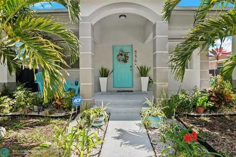 4276 SW 56th Ave, Davie, FL 33314