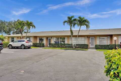 2380 Malayan Dr, Delray Beach, FL 33445