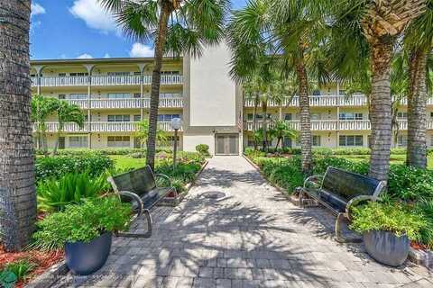 4701 Martinique Dr, Coconut Creek, FL 33066