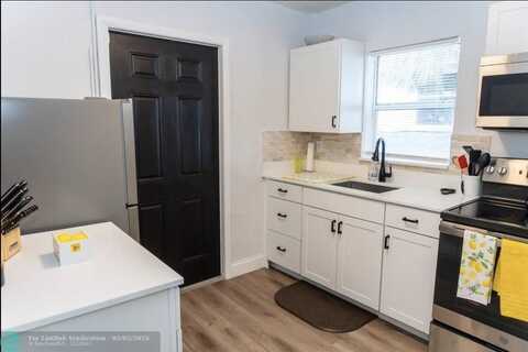 1019 NW 4th Ave, Pompano Beach, FL 33060