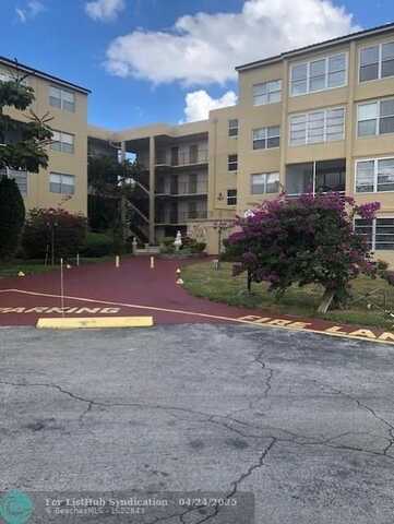 2801 Somerset Dr, Lauderdale Lakes, FL 33311