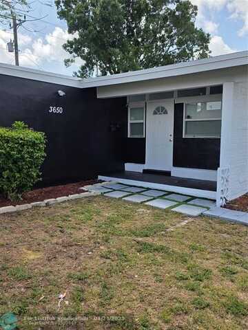 3650 NW 44th Ave, Lauderdale Lakes, FL 33319