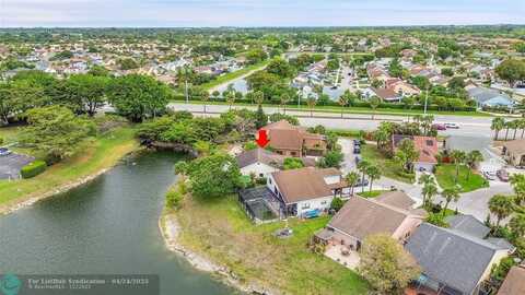 8618 Jared Way, Boca Raton, FL 33433