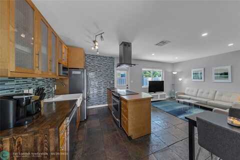 641 NE 16th St, Fort Lauderdale, FL 33304