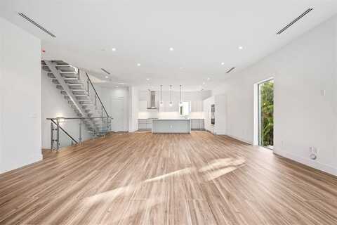 11 SE 11th Ave, Fort Lauderdale, FL 33301