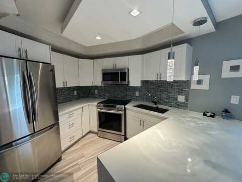 900 River Reach Dr, Fort Lauderdale, FL 33315