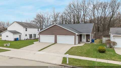 2719 CLOVER Street, OSHKOSH, WI 54901