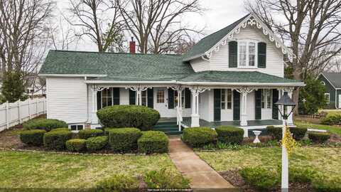 319 E BEACON Avenue, NEW LONDON, WI 54961