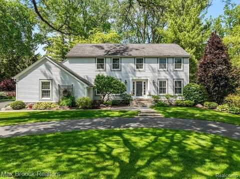 773 WOODCHESTER Drive, Bloomfield Hills, MI 48304