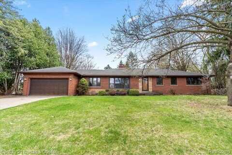 1295 Fieldway Court, Bloomfield Hills, MI 48302