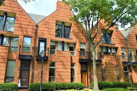 915 Botetourt Gardens, Norfolk, VA 23507