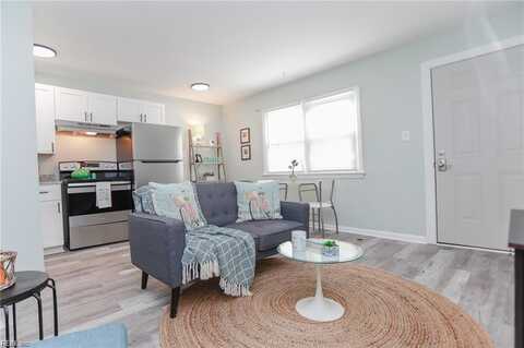 9607 11th Bay Street, Norfolk, VA 23518