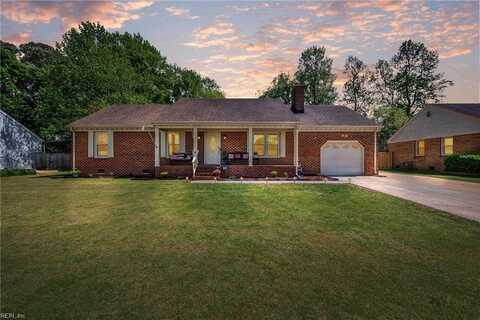 309 Saddle Court, Chesapeake, VA 23323