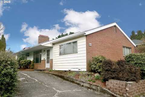 3023 SE GLADSTONE ST, Portland, OR 97202