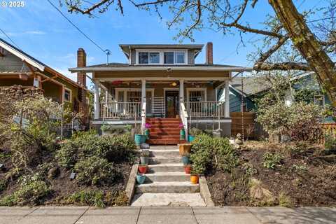 1301 NE 73RD AVE, Portland, OR 97213