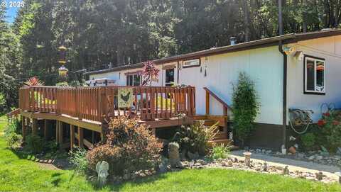 725 FOREST VIEW LN, Roseburg, OR 97471