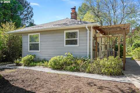 5319 SE HARNEY DR, Portland, OR 97206