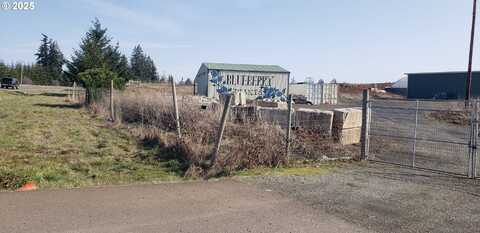 24450 S HIGHWAY 213, Mulino, OR 97042