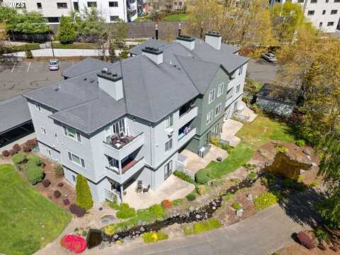 4970 S LANDING DR, Portland, OR 97239