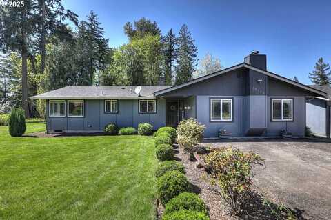 10253 S KRAXBERGER RD, Canby, OR 97013