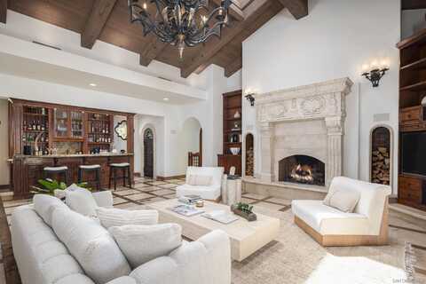 6568 La Valle Plateada, Rancho Santa Fe, CA 92067
