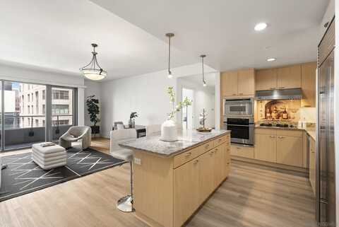 645 Front St., San Diego, CA 92101