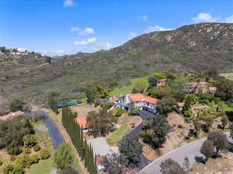 26036-38 Kaywood Terrace, Escondido, CA 92026