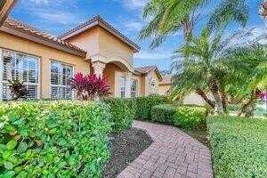 827 SW Grand Reserves Boulevard, Port Saint Lucie, FL 34986
