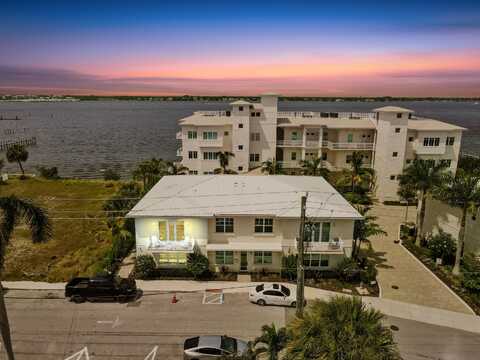 53 SE Seminole Street, Stuart, FL 34994
