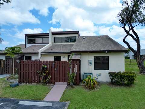 1913 Abbey Road, West Palm Beach, FL 33415