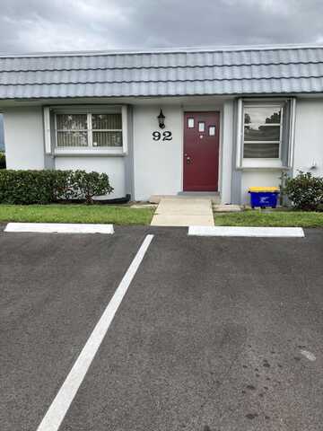 2886 Fernley Drive E, West Palm Beach, FL 33415
