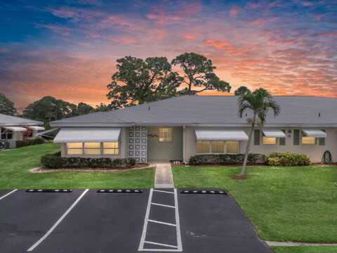 108 Lakes End Drive, Fort Pierce, FL 34982