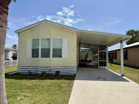33 SE Flamenco Way, Port Saint Lucie, FL 34952