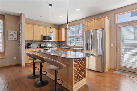 40 E 125th Street, Burnsville, MN 55337