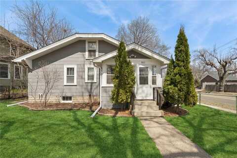 861 Carroll Avenue, Saint Paul, MN 55104