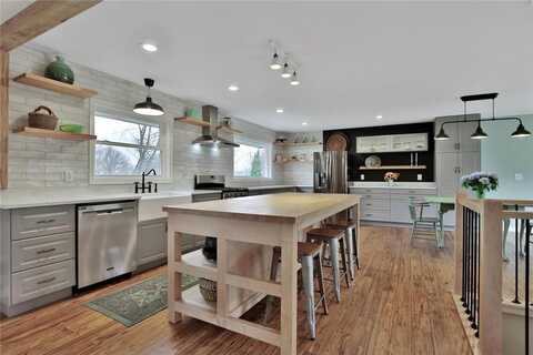 2116 Fairmeadows Road, Stillwater, MN 55082
