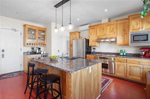 2517 Humboldt Avenue S, Minneapolis, MN 55405