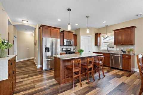 7370 Kalland Avenue NE, Albertville, MN 55301