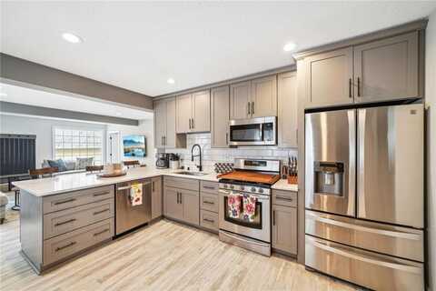 2910 NE California Street, Minneapolis, MN 55401