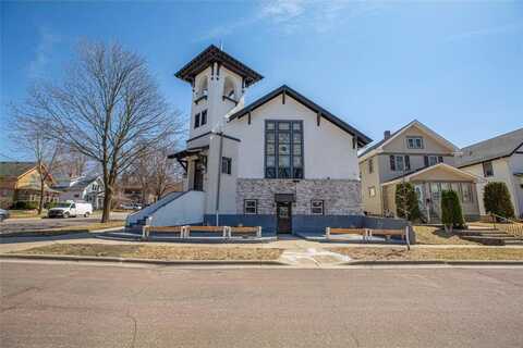 929 N 4th Street, Mankato, MN 56001