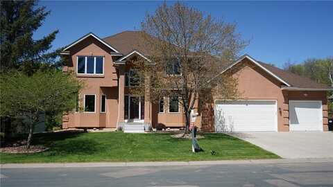 17606 93rd Place N, Maple Grove, MN 55311