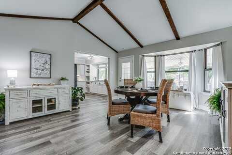 1208 Colony Dr, Schertz, TX 78154