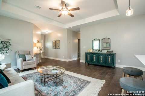 227 Quentin, San Antonio, TX 78201