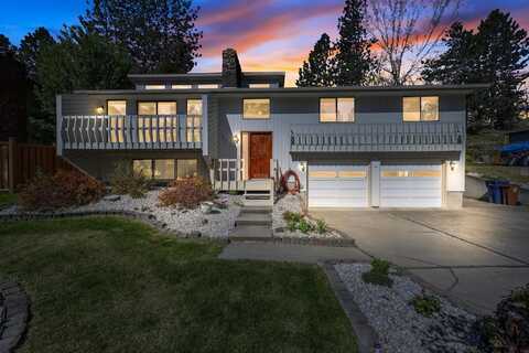 8527 N Greenwood St, Spokane, WA 99208